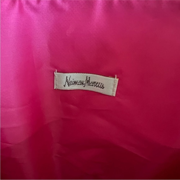 Neiman Marcus Large Pink Tote Bag with front pockets - Picture 3 of 13